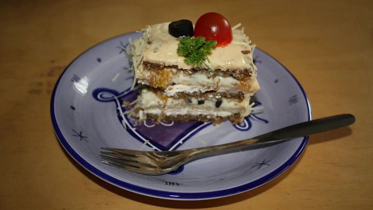 The Den – cake shop in Inveraray town centre